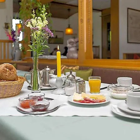 Waldschaenke Hotel *